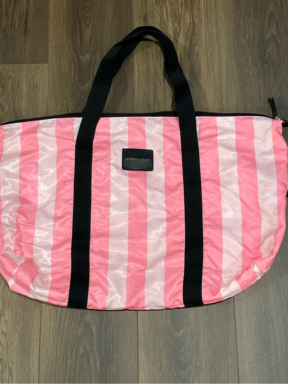 Victoria's Secret Pink & Light Pink Striped Tote with Black Handles in euc!